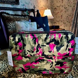 Lug - Delta 15" Laptop Case Camo Orchid